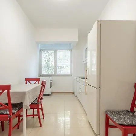 2 Bdr Next To The National Stadium * Sofia