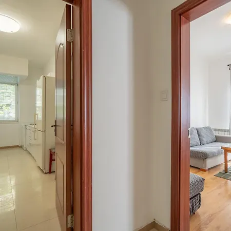 2 Bdr Next To The National Stadium Sofia