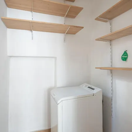 Appartement 2 Bdr Next To The National Stadium Sofia