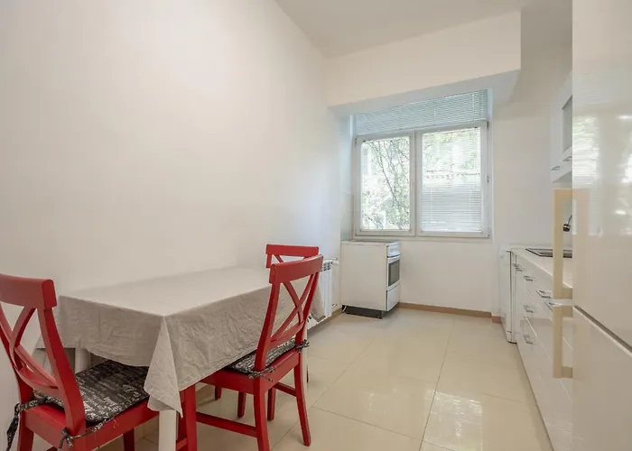 Apartament 2 Bdr Next To The National Stadium