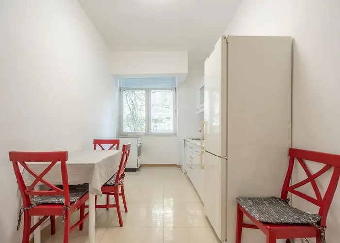 2 Bdr Next To The National Stadium * Sofia